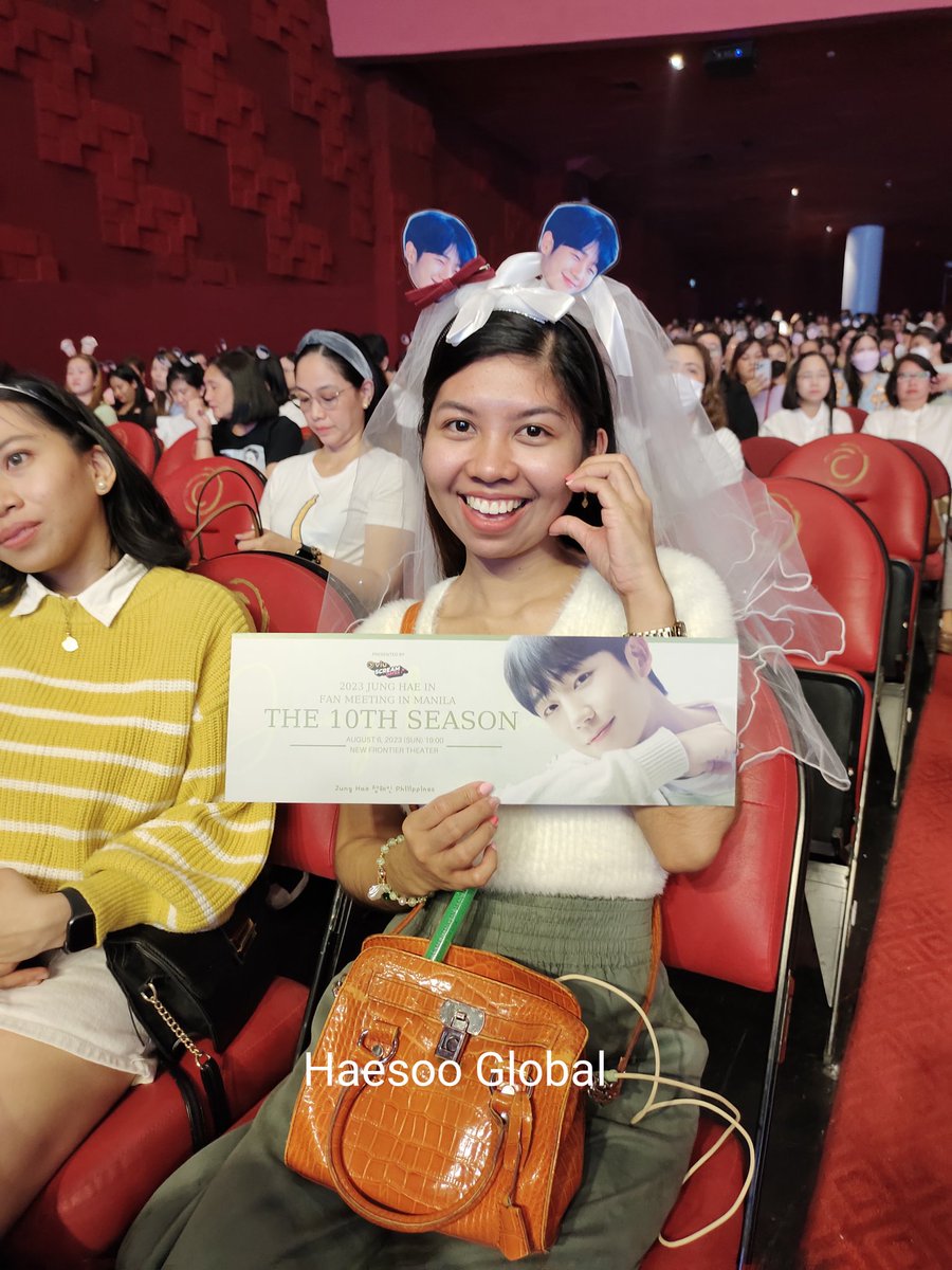 HaesooGlobal's tweet photo. Here comes Jung Haein's Brides! 🤍
#JungHaeinInManila #The10thSeason https://t.co/IhGiQ4qSXs