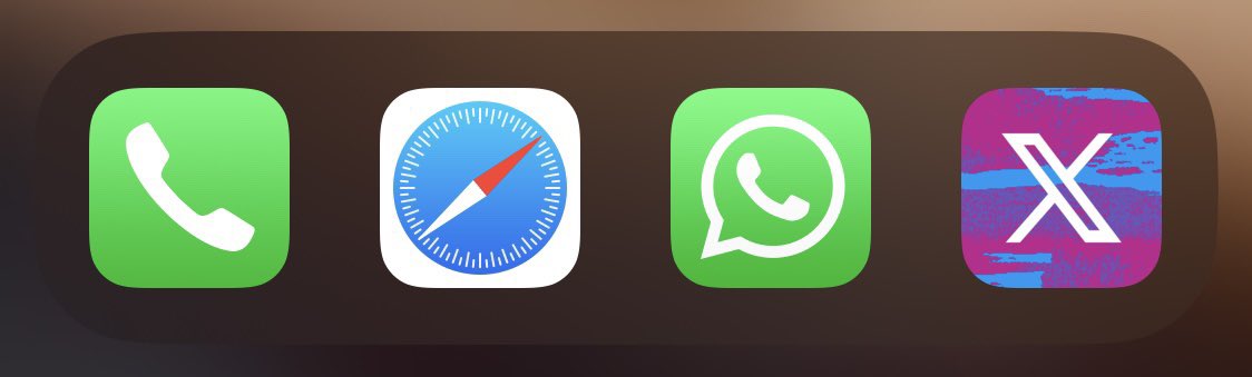 saptarshinath's tweet photo. I really don't like the X logo, so I changed it back to birdie using iOS shortcuts.

Here's how you can do it too: https://t.co/9UhelR0QzV

#x #twitter #automation https://t.co/DauTjGrUdk