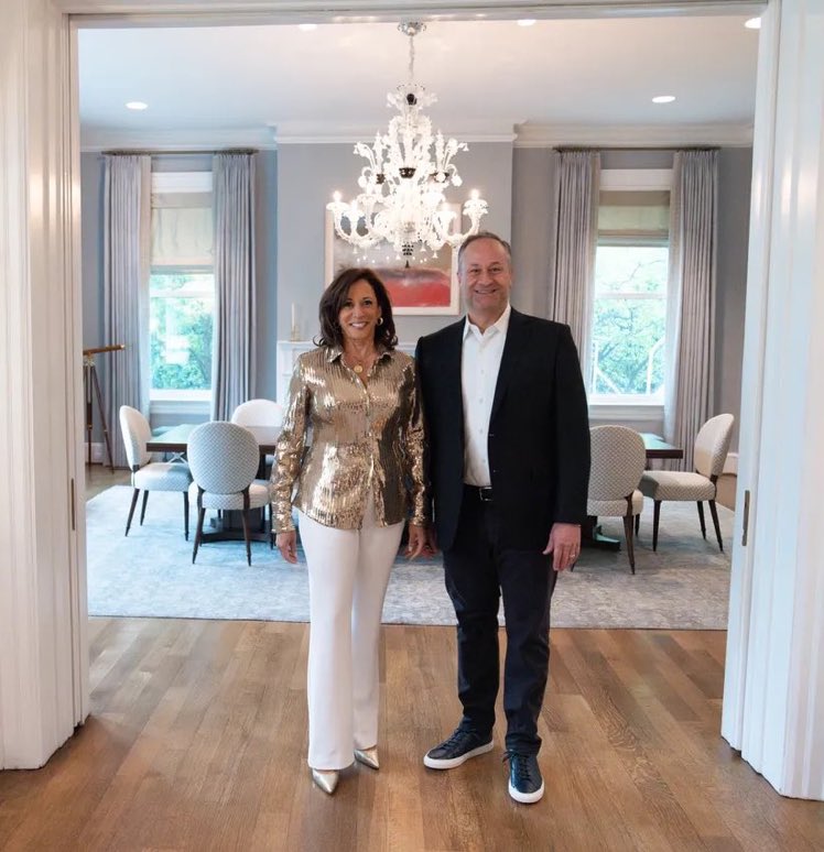 RenaissanceWT's tweet photo. .@voguemagazine - Vice President Kamala Harris Wears Custom LaQuan Smith to Beyoncé's Latest Renaissance Stop.

#RENAISSANCEWorldTour https://t.co/uNrbhgbuRo