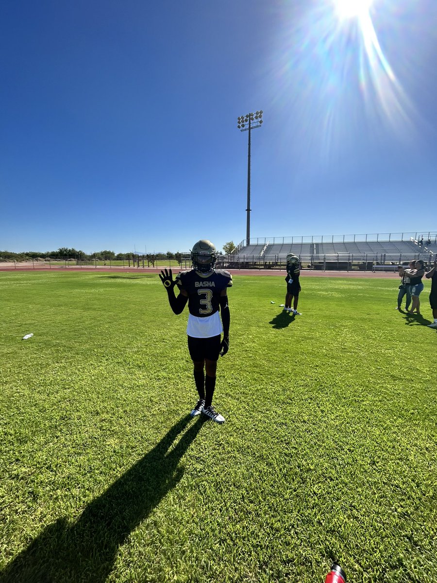 Year 2 starting back up can’t wait to play a great season with my brothers!! Go Bears🐻🐻