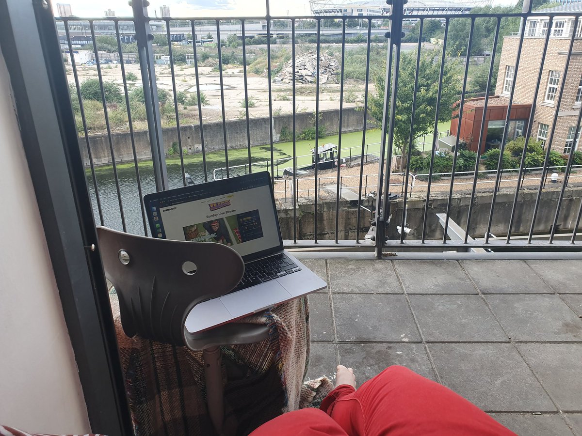 musichague96's tweet image. Had to go for red trousers in honour of the last day of the Wild Weekender @sortedfood #WildWeekender @Bebbrell