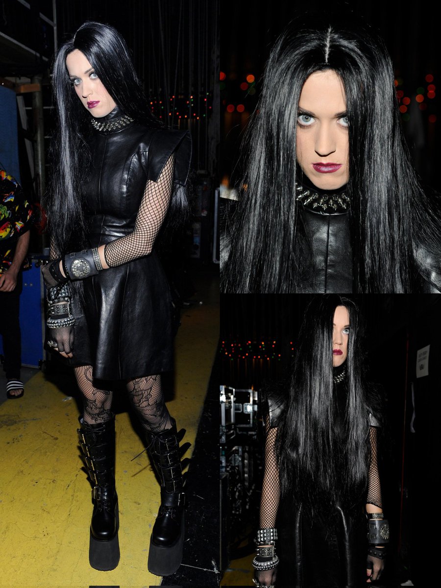 Katy Perry - Teen Choice Awards (2010)