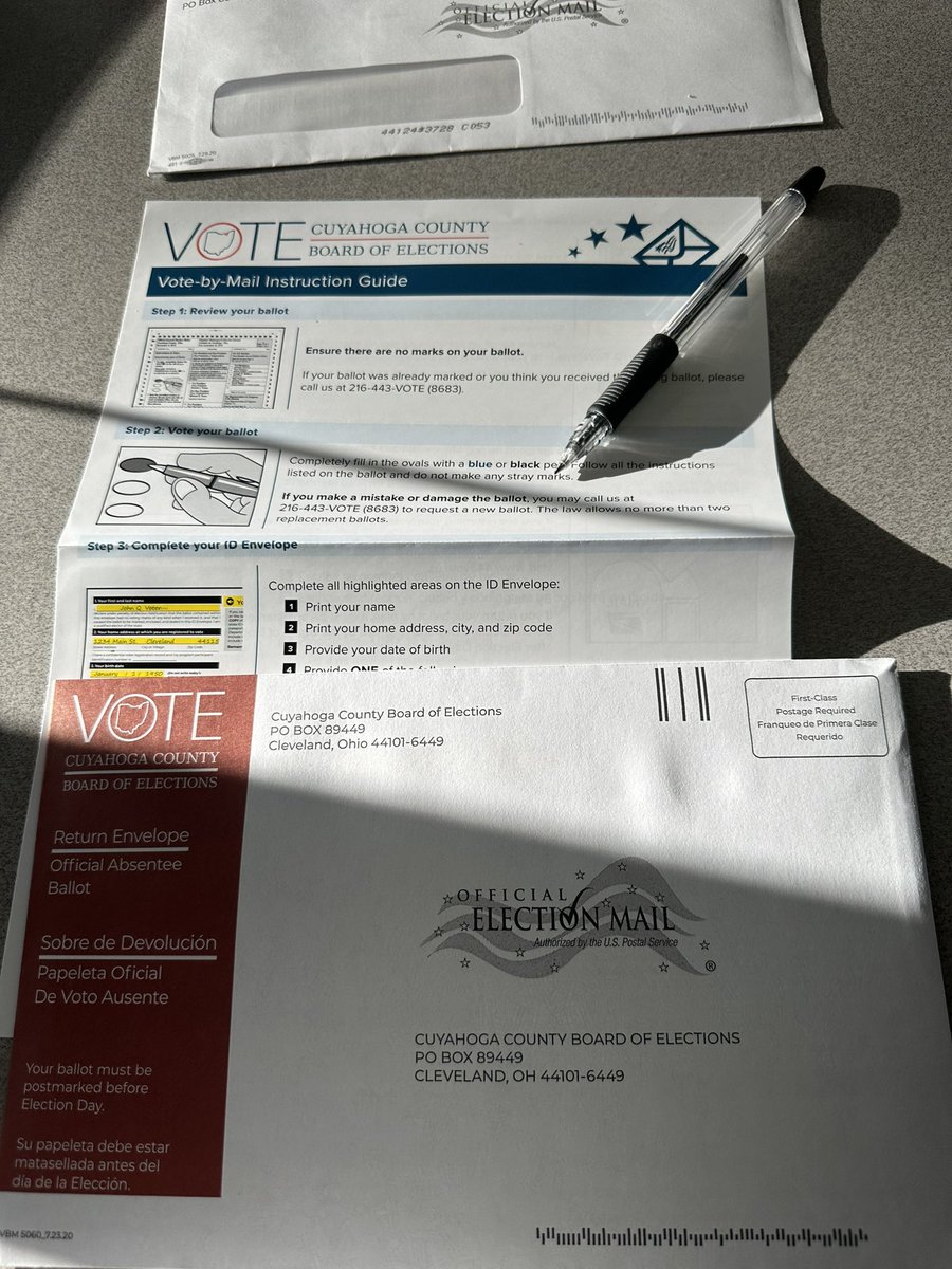 mommamia1217's tweet photo. I just voted hell 🔥No🔥
on issue one!
One person.
One voice.
One vote.
#NooneOne #OhioVoteNoOnIssueOne #NoOnOne https://t.co/nPWmYEZQKx