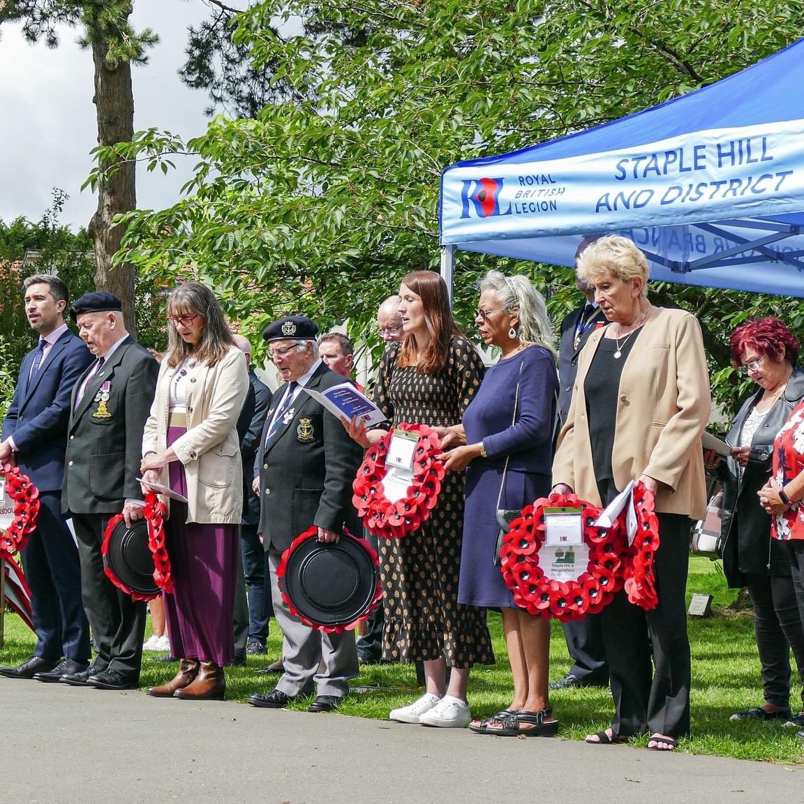 StapleHillRBL's tweet photo. A big thank you to everyone that came to commemorate the 70th anniversary of the Korean War and the 20th anniversary of the Iraq War today in Page Park. 🇬🇧

Pictures from the day are here 👇 

https://t.co/mtWA9A3ziS

All pictures credited to our photographer, Andy Bly. 📸 https://t.co/PkRupuiD7H