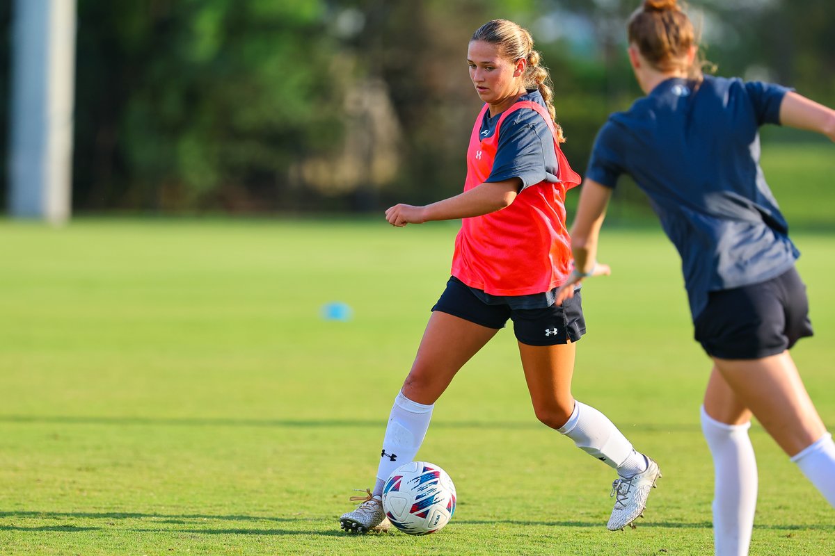 CoastalWSoccer's tweet photo. Week one ✅😁⚽️

#ChantsUp | #TEALNation https://t.co/kgF4MXwAt0