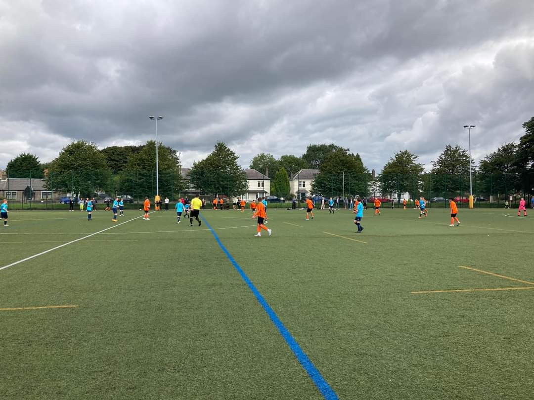 FairCityJFC's tweet photo. DUSC Lions were the hosts for the 2010s this afternoon.

Using our preseason friendly today to try out a new formation. Once the boys settled they took the lead through Seb’s back post header from Wojtek’s corner. https://t.co/GNsotJYpRf