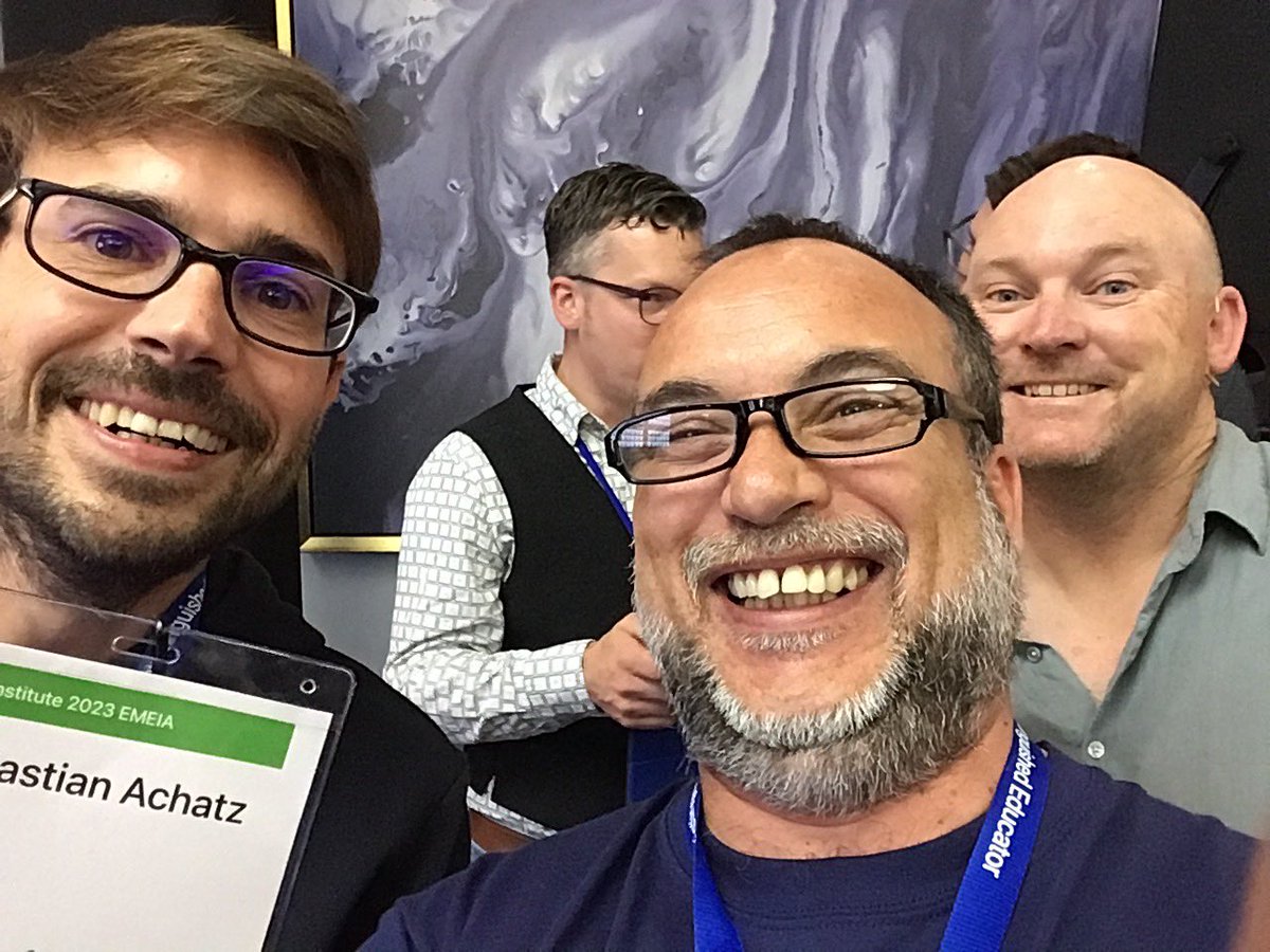 postkaisersoze's tweet photo. @peterford @jeffvardy @Mattbaier1234 Knew I had seen one #WhereIsJeff somewhere on my devices 😂 https://t.co/dSYFJ6I4sX