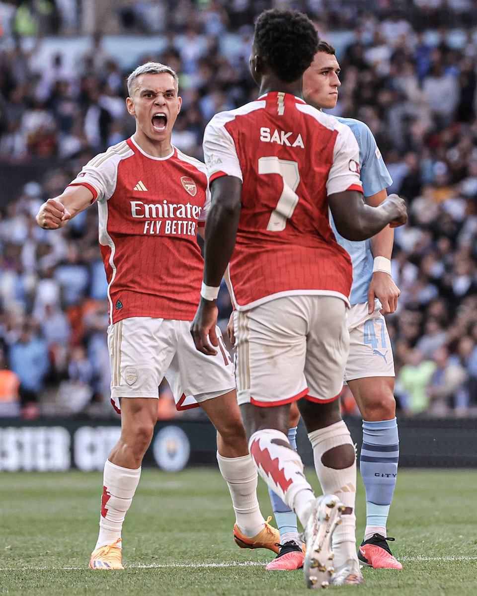 ESPNFC's tweet photo. Arsenal defeat Man City in penalties to win the FA Community Shield 🏆

Welcoming in the new season with a trophy 👏 https://t.co/jx1TsA6jqs