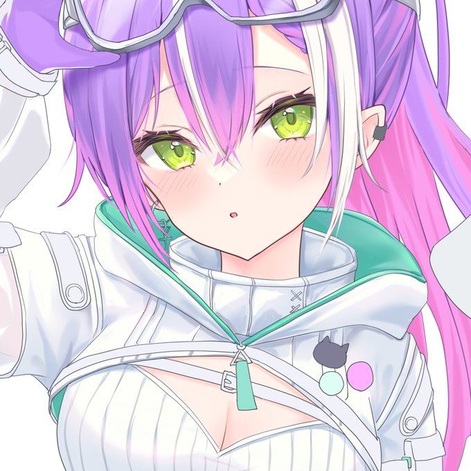 新衣装たいへんすぎるーーーーー!!!!! 