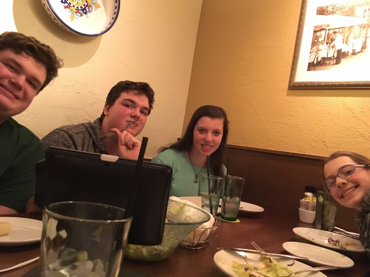 KellyMa49525596's tweet image. Why in the world does @McDonalds have great WiFi, but zero outlets? #NotHelpful #PicUnrelated #McDonalds