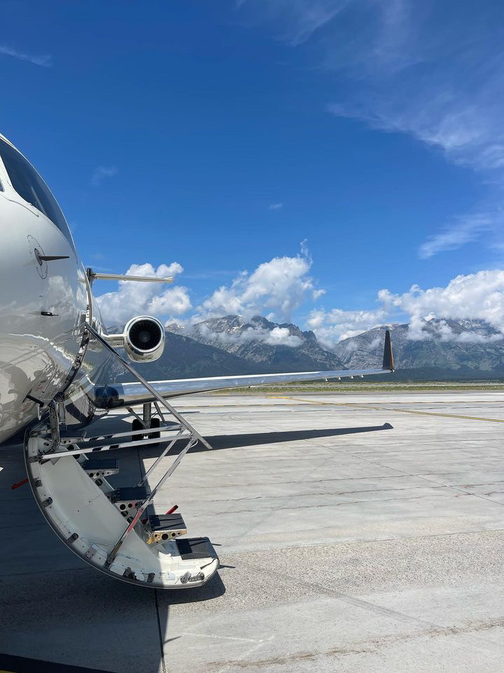 Open the door to new adventures ✈️.      flypji.com | #Flyprivatejets

📸: Will Huckaby, pilot