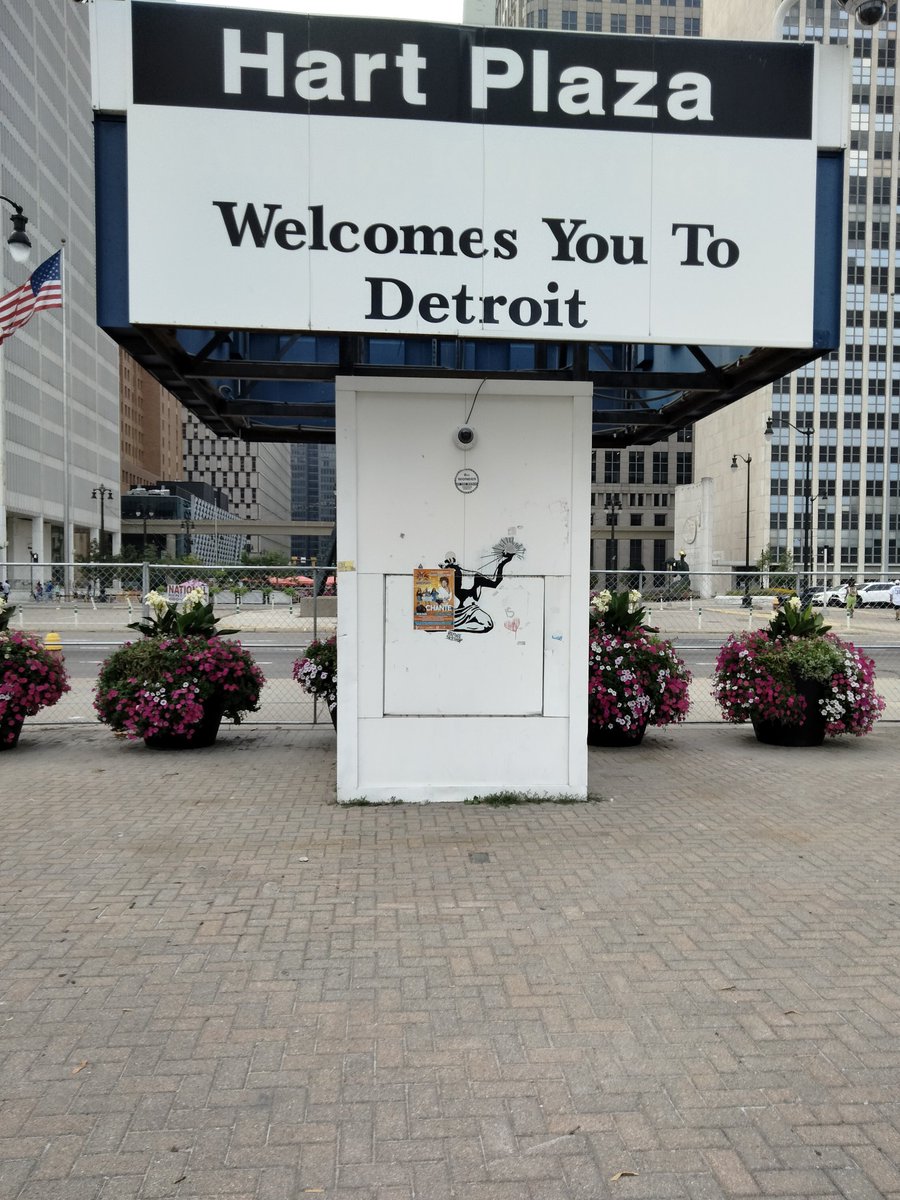evilvinnie313's tweet photo. https://t.co/ki6SbIOFBR