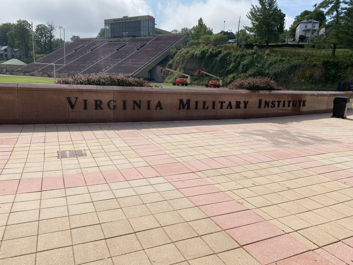 Roman Hendrix tweet media