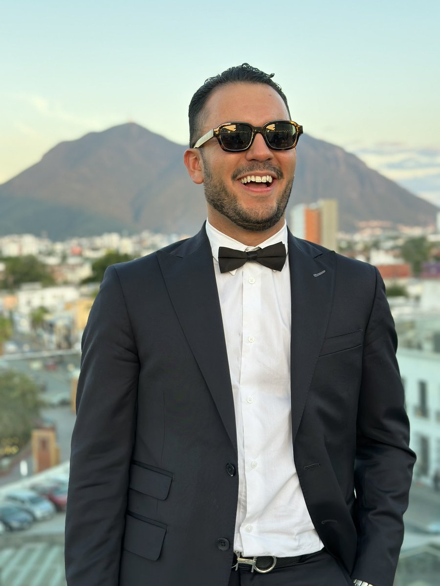 tin_tristan23's tweet photo. Amamos las bodas regias 🫶🏻⛰️☀️ https://t.co/eeD1XFlQLt