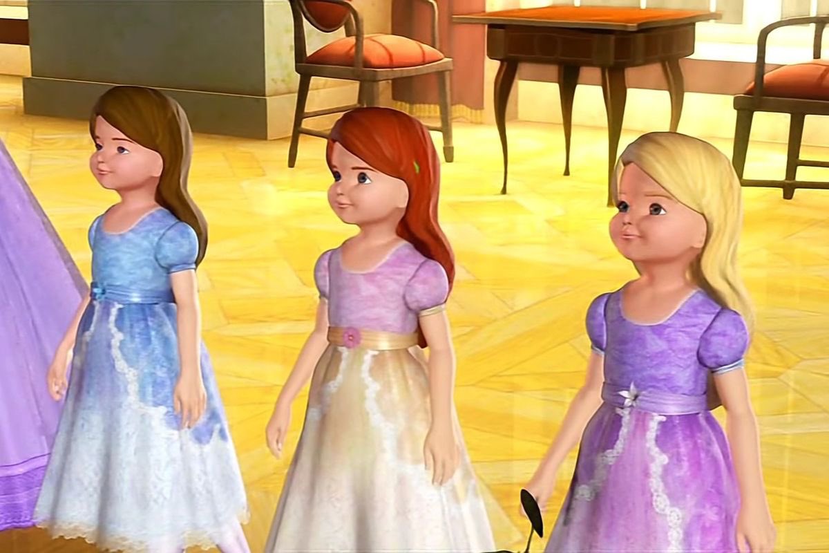 barbienostalgic's tweet photo. They’re everywhere https://t.co/qKsvMvagRf