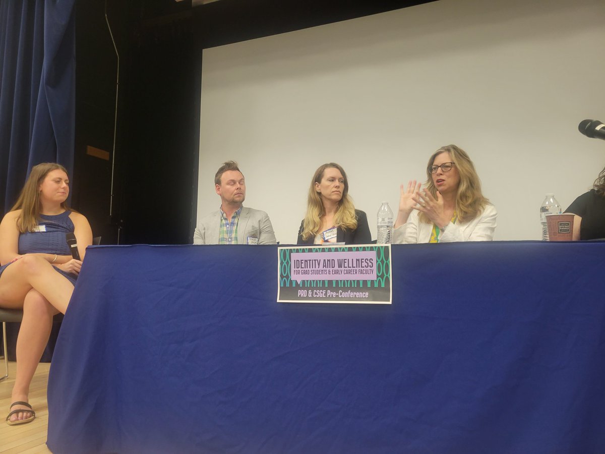 howarduchsoc's tweet photo. Thank you for coming to @HowardU for the PRD & CSGE Pre-conference. There was 3 great panels on identity and wellness to help grad students and early career faculty. Well done @CSGEAEJMC. #AEJMC #AEJMCCSGE #CSGE #CSGEAEJMC #preconference #precon https://t.co/VfC06l2G1p