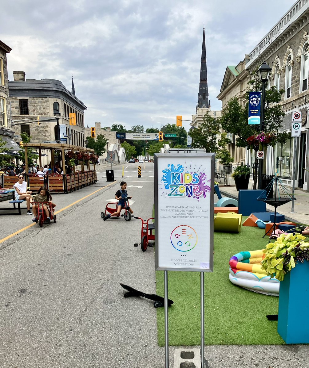 Penalosa_G's tweet photo. OPEN Streets… in Cambridge, ON, Canada.
What if cities everywhere opened a citywide network of PUBLIC space (streets) every summer Sunday to walk, bike, run, chat, shop…
Great for environment, mental &amp; physical health, business, fun!!! All ages&amp; abilities https://t.co/pSHstbG9JV