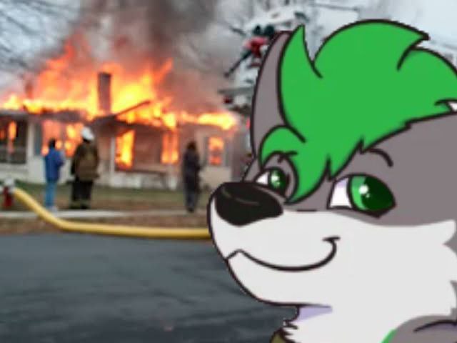 reywolynx's tweet photo. Que arda!!!
#furmeme #Furmemesunday #FurRaymi https://t.co/3qWd3UTC28