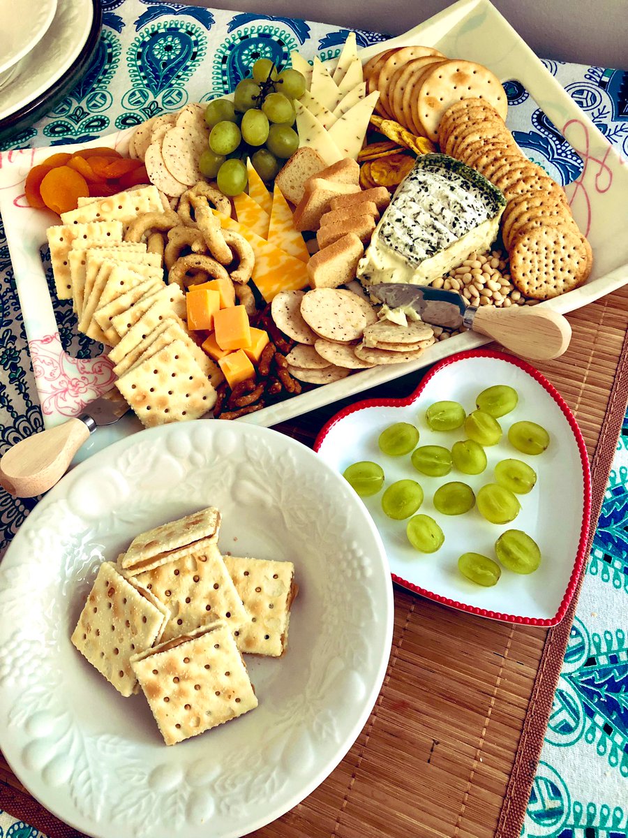 LeighTobes's tweet image. 🧀Made him a #cheeseplate before work, will finish it after a double shift!… the kid’s section is halved cotton candy grapes &amp;amp; peanut butter saltine crackers #sandwiches. #snackheaven😇