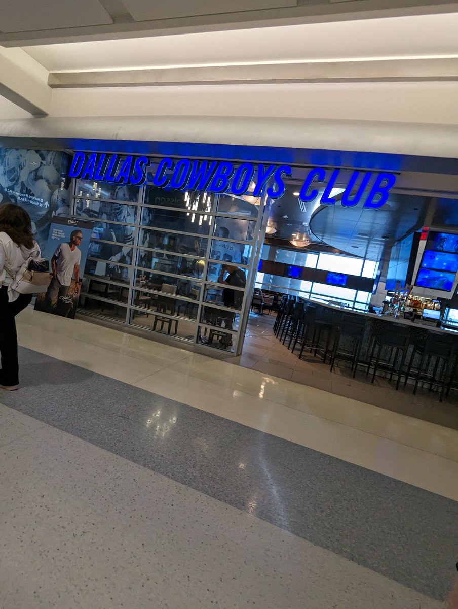 refinedgrain's tweet photo. @bigcontentguy go get drunk here https://t.co/0mrvIxNVX8