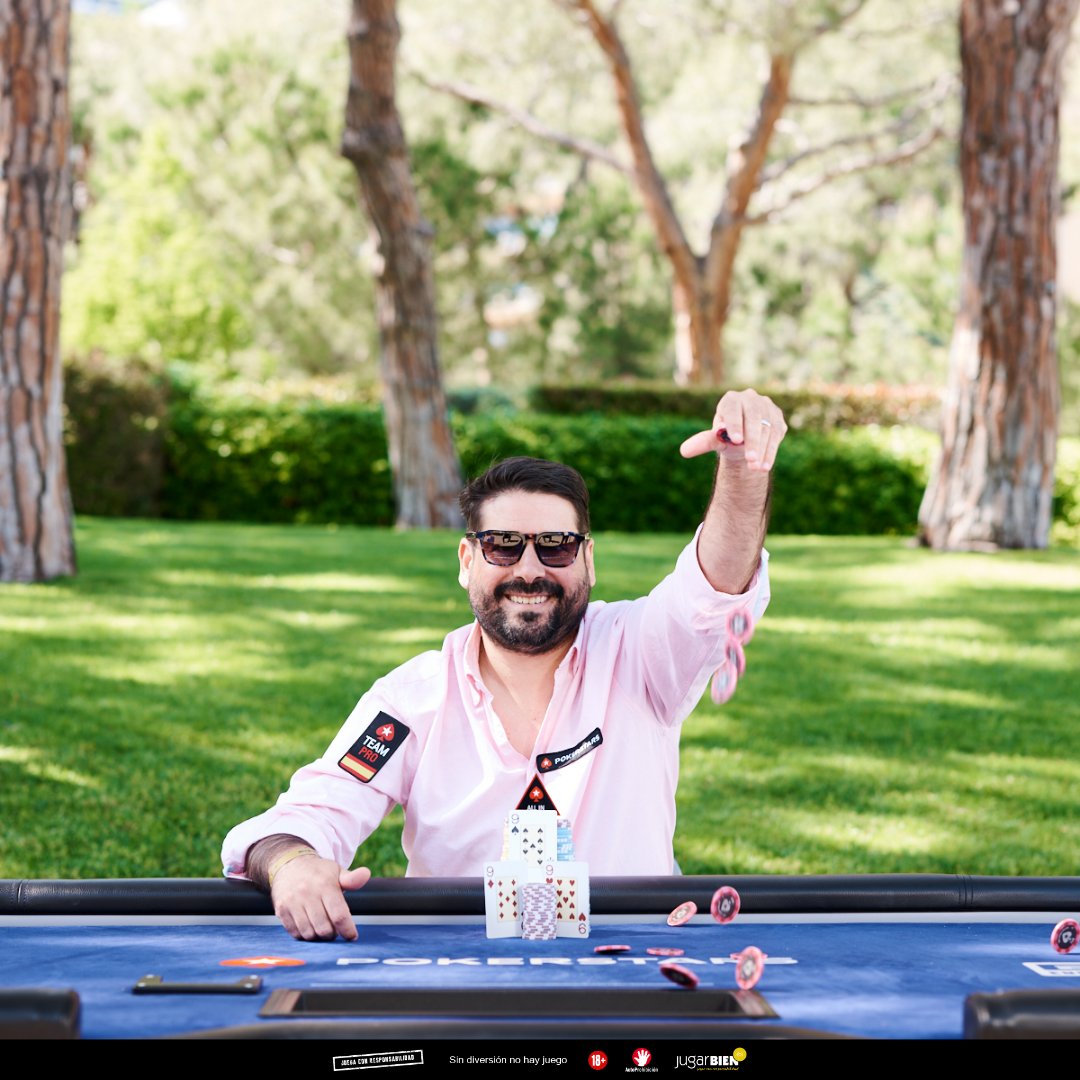 PokerStarsSpain's tweet photo. ¡Hoy la cosa va de nueves con @WilloelPillo!

En DIRECTO en 📺 Twitch ▶️ https://t.co/jhPrk4CcN2 jugando la #SummerWeek y torneos regulares del lobby dominical. https://t.co/PwFj1cmZ6G