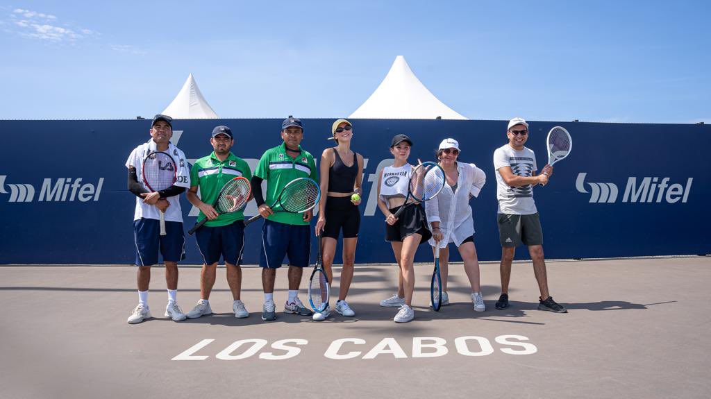 tatismeag's tweet photo. #clinicadetenis 🎾👏❤️🙏☀️ https://t.co/1ifTKhlCaS