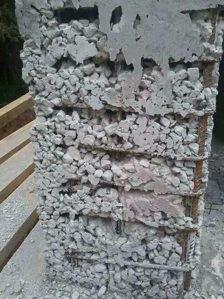 CivilEngDis's tweet photo. Segregation of concrete is the separation of cement paste and aggregates of concrete from each other during handling and placement. 
• types of segregation: 
-Coarse aggregate separating out from the mix
-The paste separating out from the mix
-Water separating out from the mix https://t.co/G4MDnZJZpt