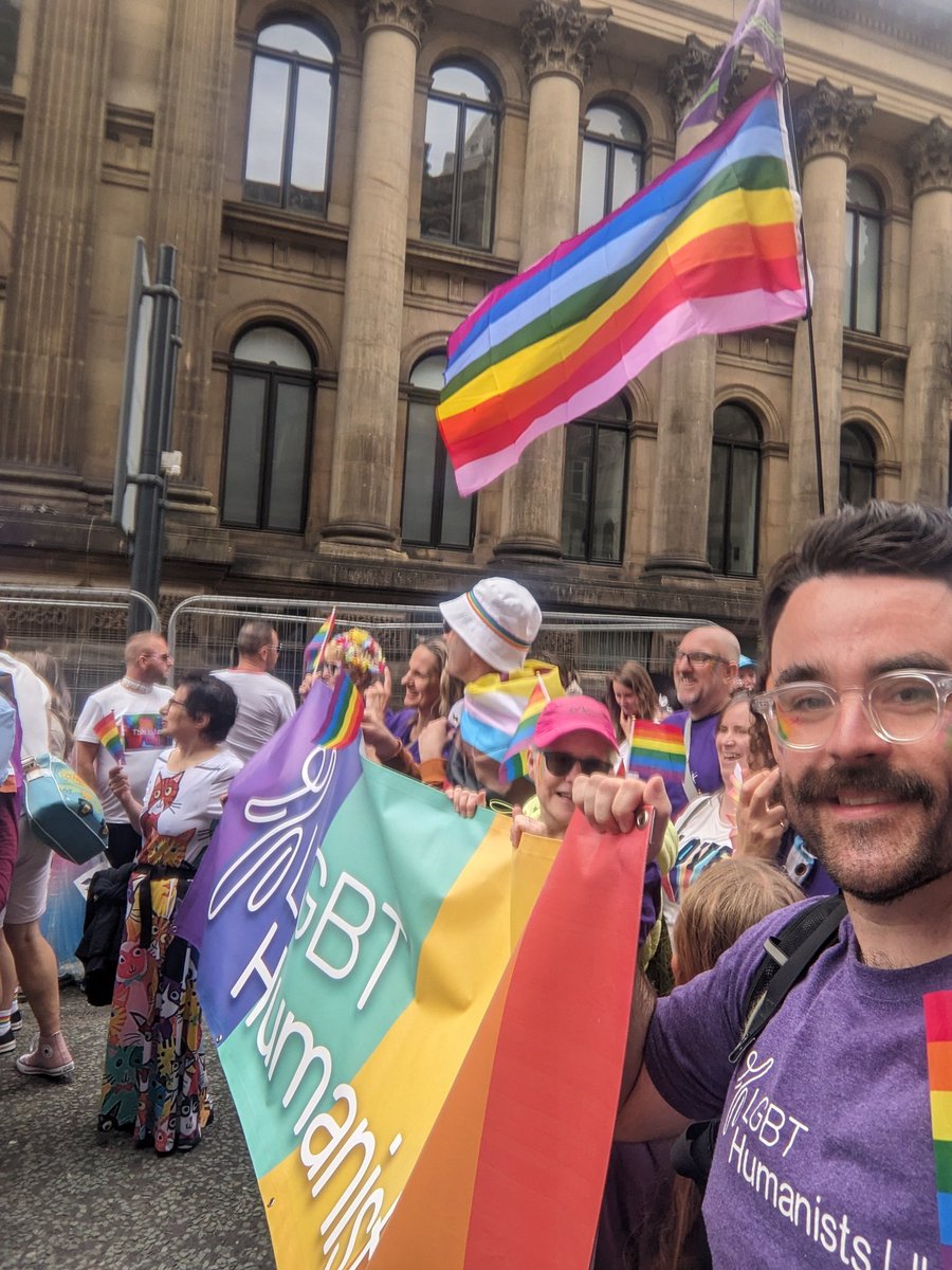 Great time today representing  <a href="/LGBTHumanistsUK/">LGBT Humanists</a> at <a href="/LeedsPride/">Leeds Pride</a> today 🏳️‍🌈

#loveislove #TransRightsAreHumanRights