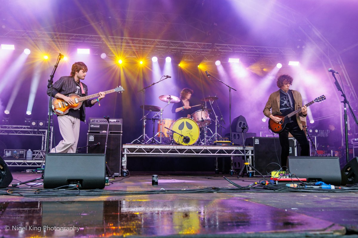 NigelKingPhotos's tweet photo. 2 of 2

@JealousNostril on the @confetti_ict stage at @splendourfest Day 1 in #Nottingham.

For @leftlionmagazine .

#LiveMusicPhotography #GigPhotography #musicphotography #musicphotographer #NottinghamPhotographer #Nottingham #SplendourFest #splendourfestival #festivals https://t.co/R90GwD6Q22