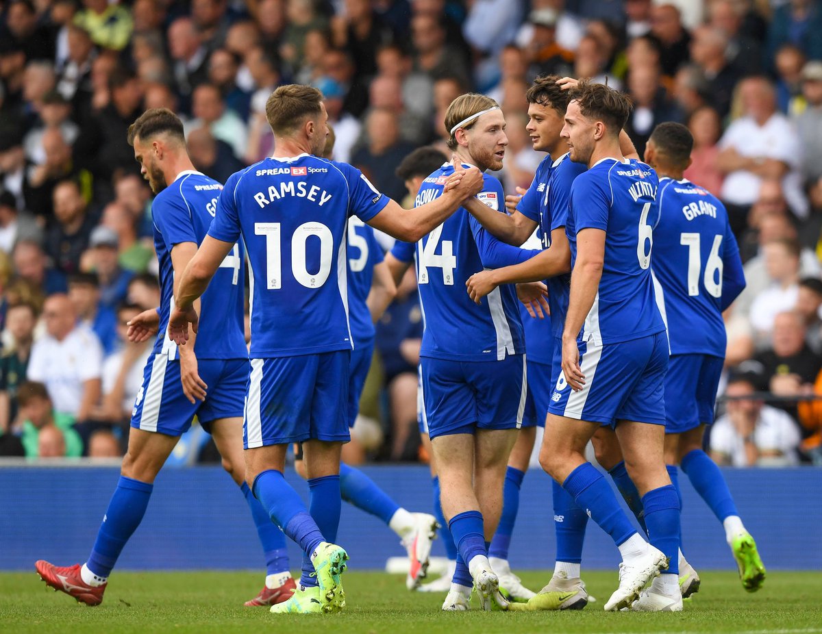 aaronramsey's tweet photo. Great feeling being back out there! Thanks to all the away fans, unbelievable support 👏🏻 Unlucky not to hold on but a good point away from home. Looking forward to playing back home!  @CardiffCityFC 💙 https://t.co/mxW0O3m6ES