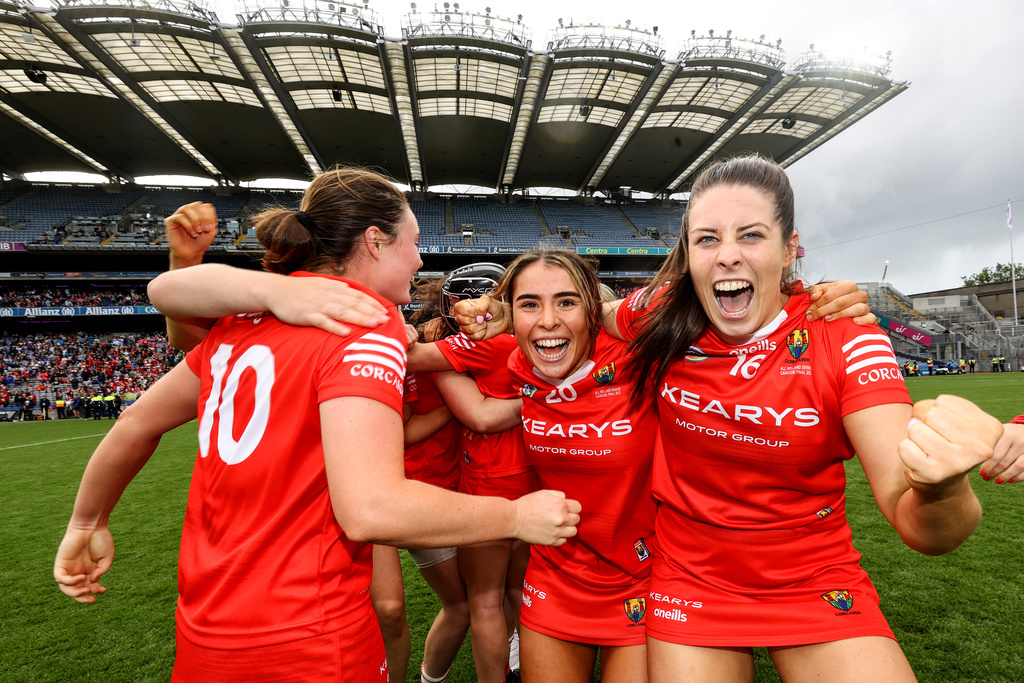 OfficialCamogie's tweet photo. CORK are the 2023 Senior Glen Dimplex All-Ireland Champions!!!🔴⚪️

#OurGameOurPassion 
@CorkCamogie https://t.co/3I5qeaPfKa