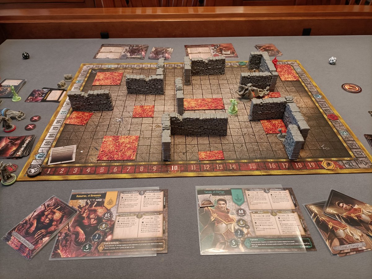 bea_garciam's tweet photo. El jefe cae, los héroes ganan 🔥 Jugando a 2, como muchos juegos, gana enteros por todas partes #ArenaTheContest #bgg #bggplay #boardgame #jugandoados https://t.co/9007u3x3cz