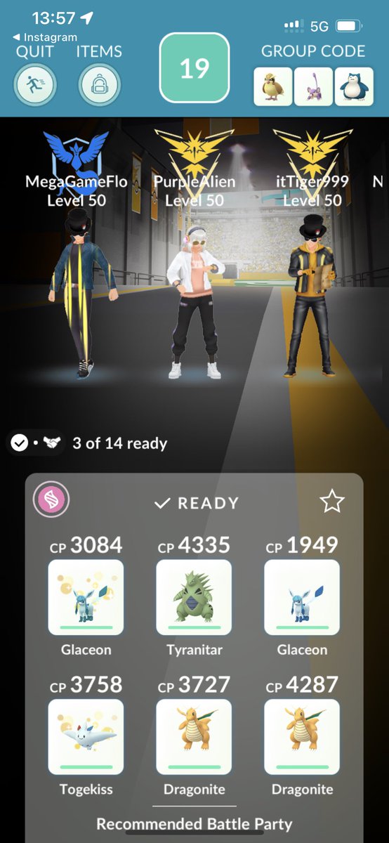 lenbiasgo's tweet photo. We gotta ready up for raids now ?! 

Thank you @MegaGameF for the Pokémon go fest 2023 : London Rayquaza https://t.co/L98wpTDIg7