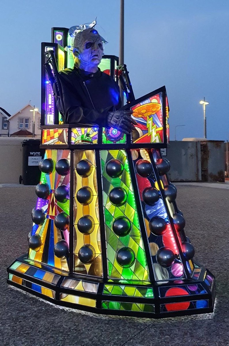 dalekdecimus's tweet photo. Dalek Decimus will be attending Comic Con Wales with Project Dalek and Dalek Drax, Dalek Blitz and Davros on Saturday/Sunday 12-13th August 2023 at the ICC, Newport, South Wales. #dalek #daleks #dalekdecimus #dalekdrax #dalekblitz #davros #sk_props #drwho #doctorwho
#projectdalek https://t.co/cdApbWgVWk