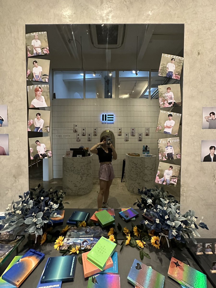 asahibemybf's tweet photo. ขอบคุณสำหรับกอว.และสตาฟที่จัดงานนะค้าาา น่ารักกันมากๆเลย
เพิ่งเป็นทึเมได้แค่4เดือนแต่จากนี้จะไม่นับละเพราะจะเป็นตลอดไปเยยย
 #SweetdreamWithTREASURE
#3Years_Of_Wonderland_With_TREASURE
#트레저와_함께한_삼년
#TREASURE  #REBOOT                         
@treasuremembers https://t.co/1ENX3yvOdq