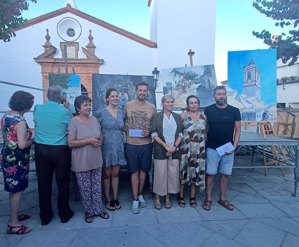 DipuHU's tweet photo. ¡Enhorabuena a los premiados en el Certamen de #Pintura al Aire Libre de #Cortelazor! La diputada de #Cultura, Gracia Baquero, estuvo presente en el acto de entrega para mostrar el apoyo de la Corporación Provincial de #Huelva a Cortelazor y sus iniciativas https://t.co/PzYuXhd5BM