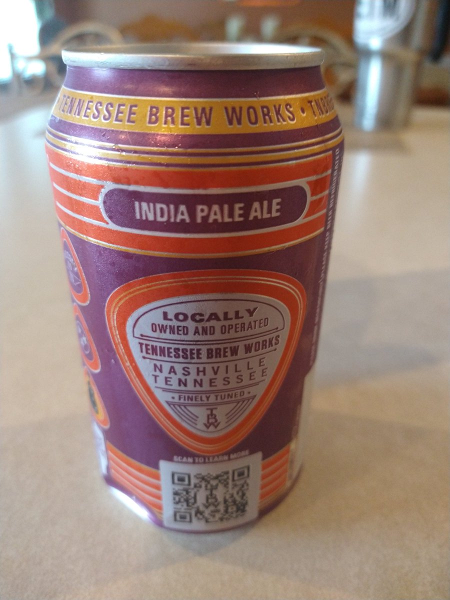 VivianMarsob7v's tweet photo. Having a Craft Beer made in Nashville, in Honor of #IndyCars being in Our Great State #MusicCityGP #TNBrewWorks https://t.co/DDBmMNNFHY