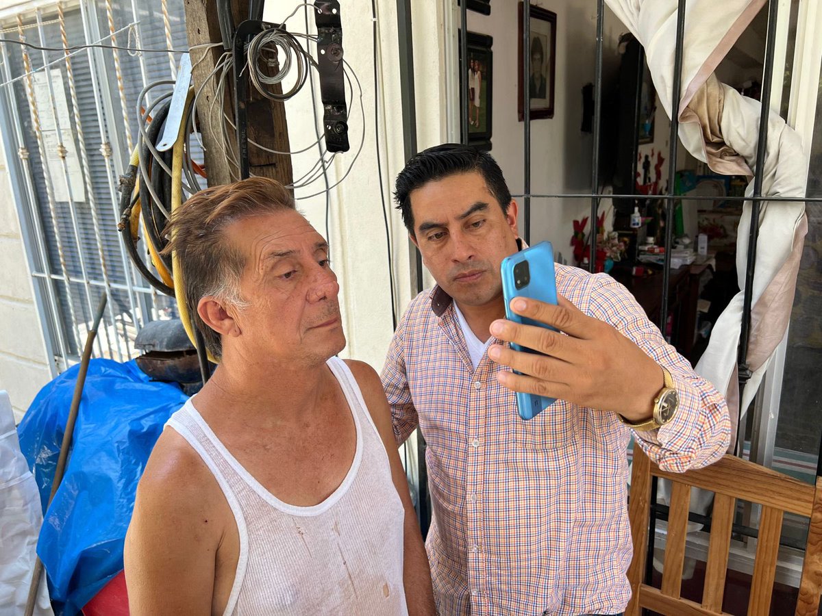 rubenzuarth's tweet photo. Saludos desde #RealdelBosque en este domingo de chamba y brigadeo del #FrenteAmplioPorMéxico en #TuxtlaGTZ participando en este ejercicio democrático, agradezco a @OscarGOchoa
su compromiso con el partido. https://t.co/3eRytLfsG1