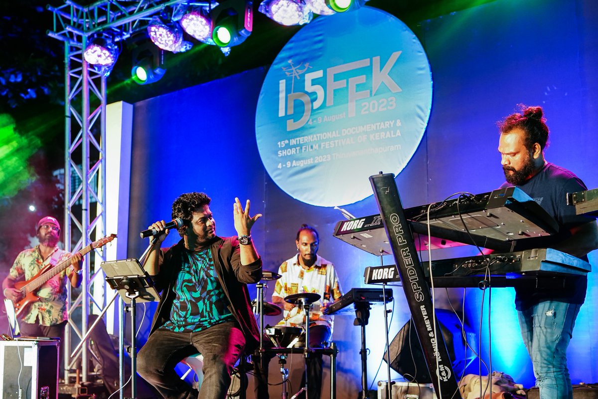 iffklive's tweet photo. @ishaandev Unplugged at IDSFFK

#IDSFFK #15IDSFFK #chalachitraacademy #KSCA #CulturalProgrammes (2/2) https://t.co/ZS1cgCEf8n