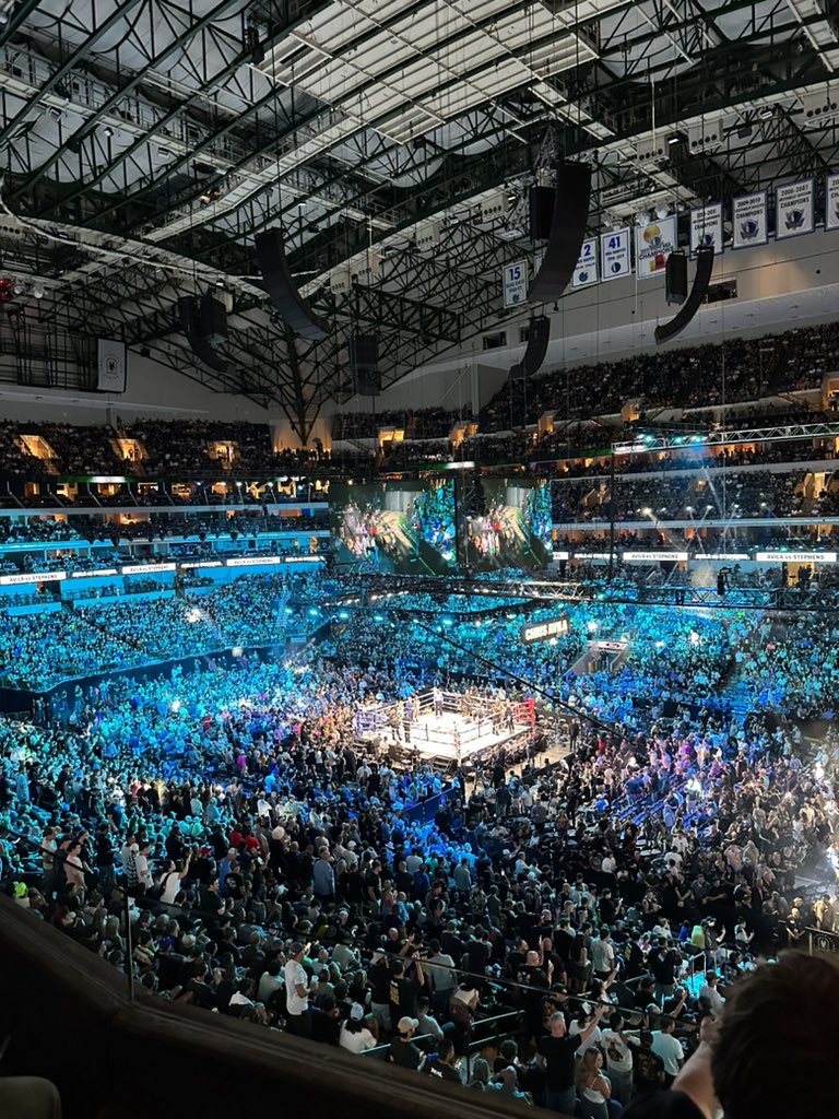 30 heures de route pour ce moment avec la femme de ma vie #PaulDiaz