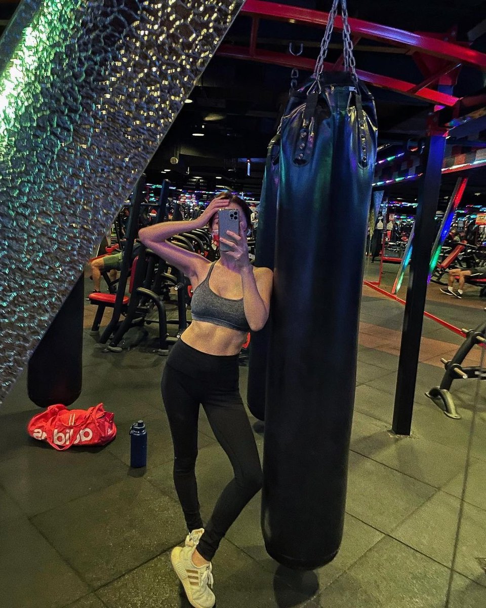 I just need someone who will never abandon me.