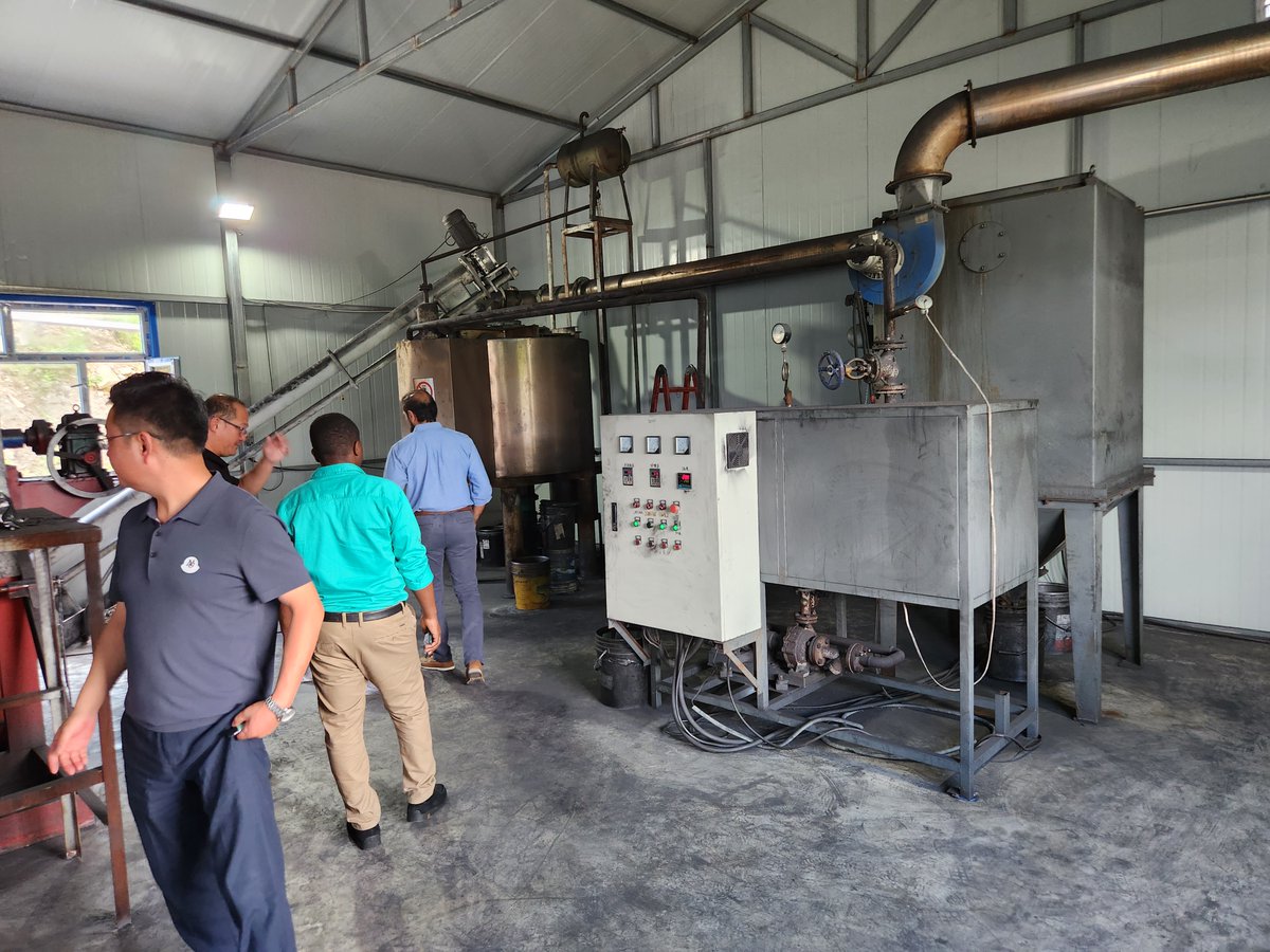 BlencoweRes's tweet photo. Successful bulk sampling proving @BlencoweRes can deliver high grade #graphite concentrate with low impurities on a commercial scale will be a HUGE milestone in the DFS enabling #BRES to progress plant design & #offtakes with a range of already interested 🇨🇳parties. https://t.co/bTYyhIkPNF