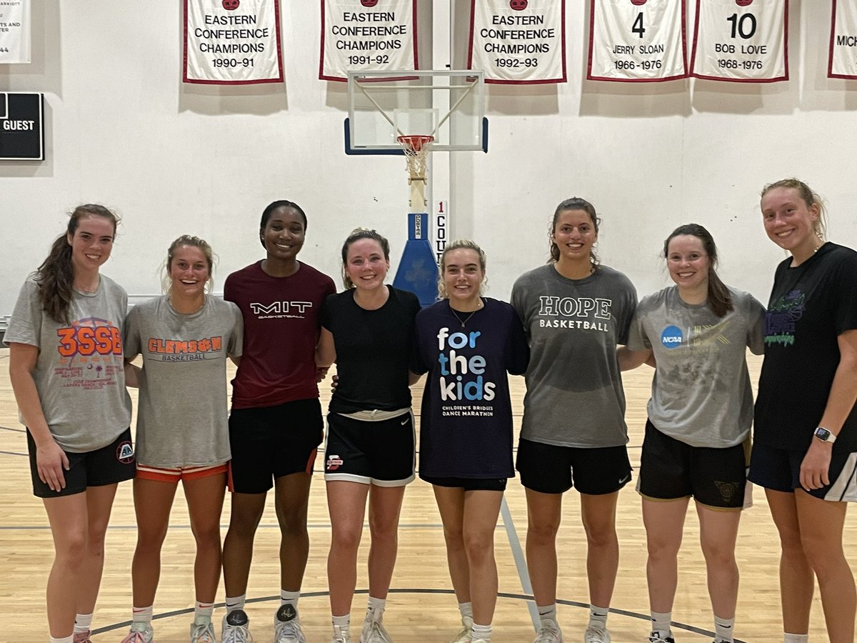It was great having some alumni back for our open run today.  Such great kids.  Definitely has that #ALLINfamily feel. <a href="/aiathletics/">ALL IN Athletics</a>