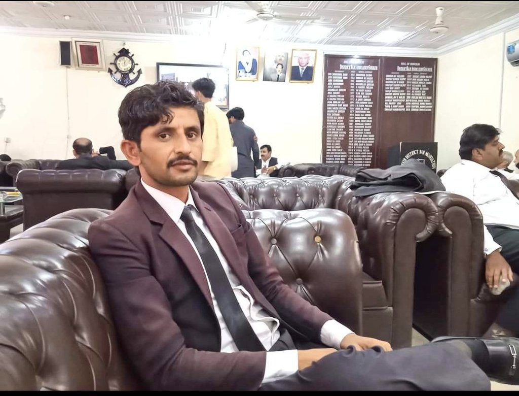 Cioran_Sindhi28's tweet photo. The month of August has become month of enslavement and abduction of Sindhi people. This year the abduction cermony has been commenced with abduction of Aachar Jalbani.
He is an advocate and peaceful political activist.
#ReleaseAdvocateAachar https://t.co/4vjXfyfXCo