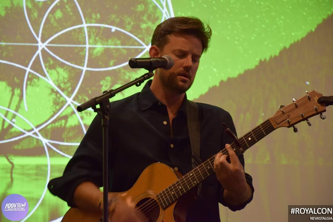 VannaiolaGabry's tweet photo. #BrightWorldMusic is definitely the soundtrack of this summer.
Rewatching the videos of the #RoyalCon concert the emotions are still the same.
Forever priceless ✨
@Raffaelissima #EvanWilliams #BrightWorld #RoyalReunion #Nevastalgia #Versailles #VersaillesSeries #VersaillesFamily https://t.co/V7fun2BEC2