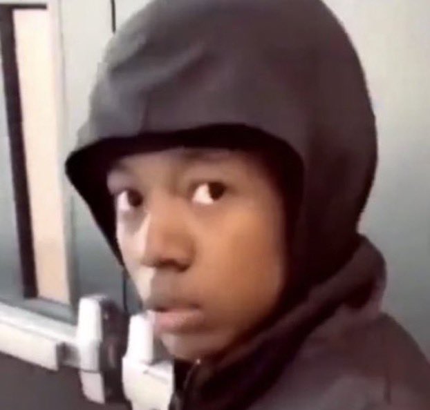 TokyoAux's tweet photo. @shannonsharpeee If you see black people voluntarily jumping in the ocean and jumping off boats just to get to you, common sense would tell them to skedaddle cause aint no way they thought they was winning. In fact they bold for even trying it. https://t.co/f631JclCug