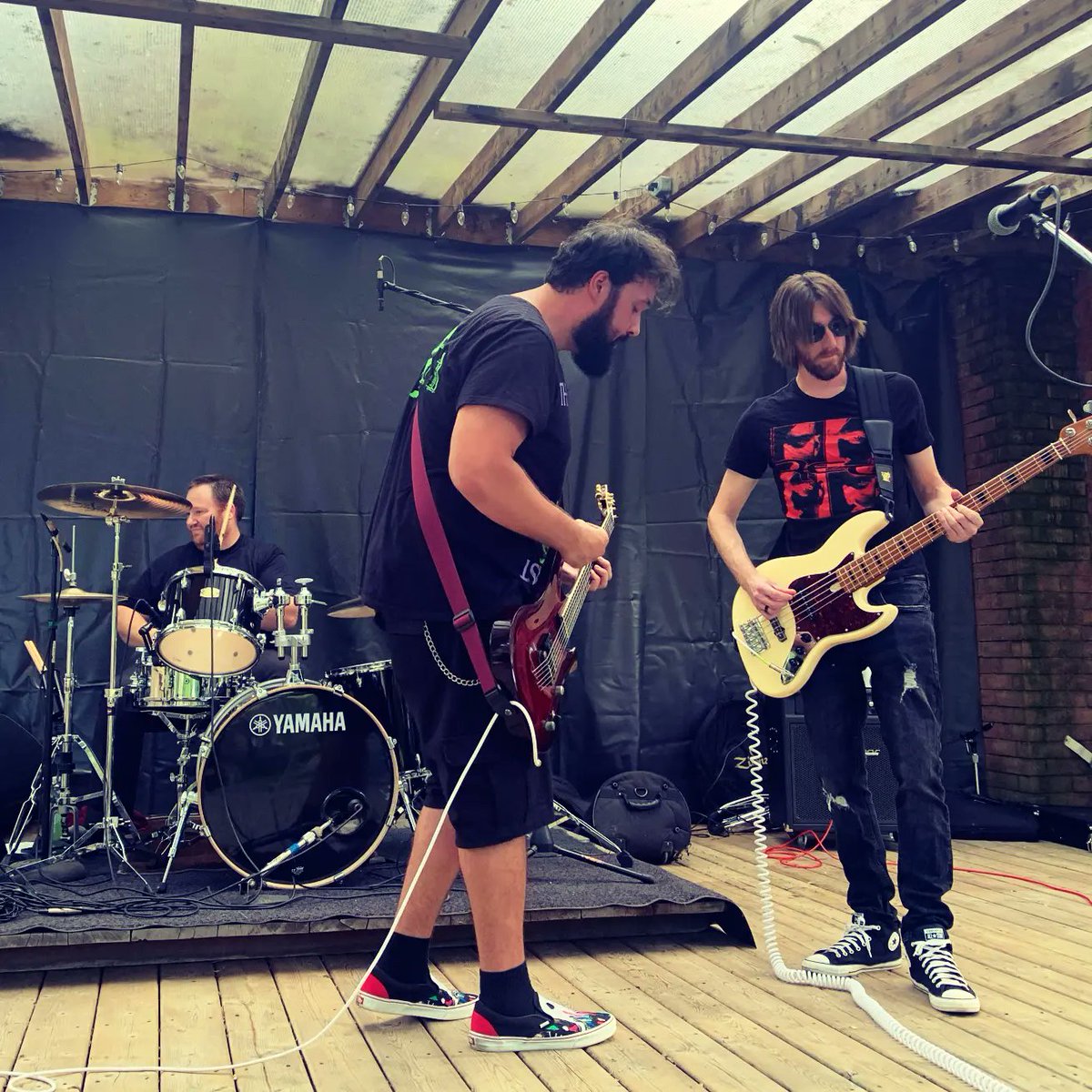 Kill_Effect's tweet image. KE had a blast in Woodstock tonight! Thanks to everyone for all the positive feedback and for cleaning out our merch table!!!

#HardRock #Band #Canadian #Woodstock #Grunge #RockBand #Music #Liveband #livemusic #x #Twitter #xlogo