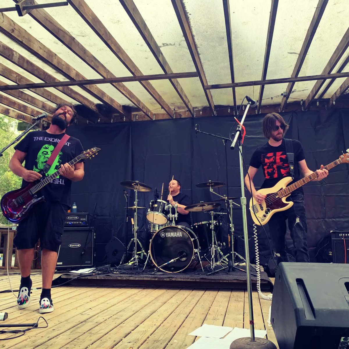 Kill_Effect's tweet image. KE had a blast in Woodstock tonight! Thanks to everyone for all the positive feedback and for cleaning out our merch table!!!

#HardRock #Band #Canadian #Woodstock #Grunge #RockBand #Music #Liveband #livemusic #x #Twitter #xlogo