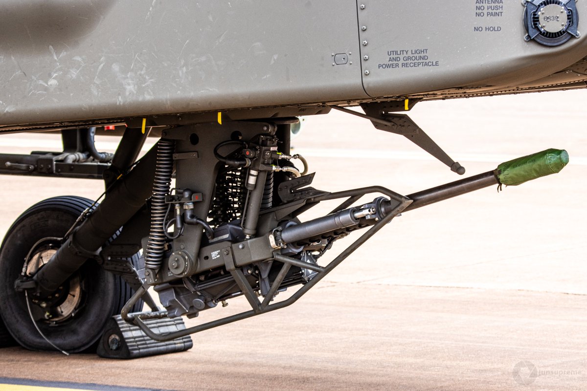RyszardJonski's tweet image. AH-64E Apache Guardian #RIAT2023
📸Junsupreme