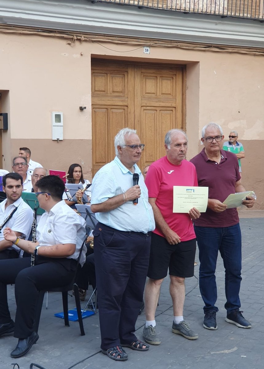 almonecir's tweet photo. Entrega de los XIV Premios del Concurso de fotografía Castillo de Almonecir.  La Vall de Almonacid, 06 de agosto de 2023. https://t.co/8dvNs4wmlv